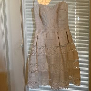 B. Darlin off white/cream coloured strapless dress juniors size 3/4